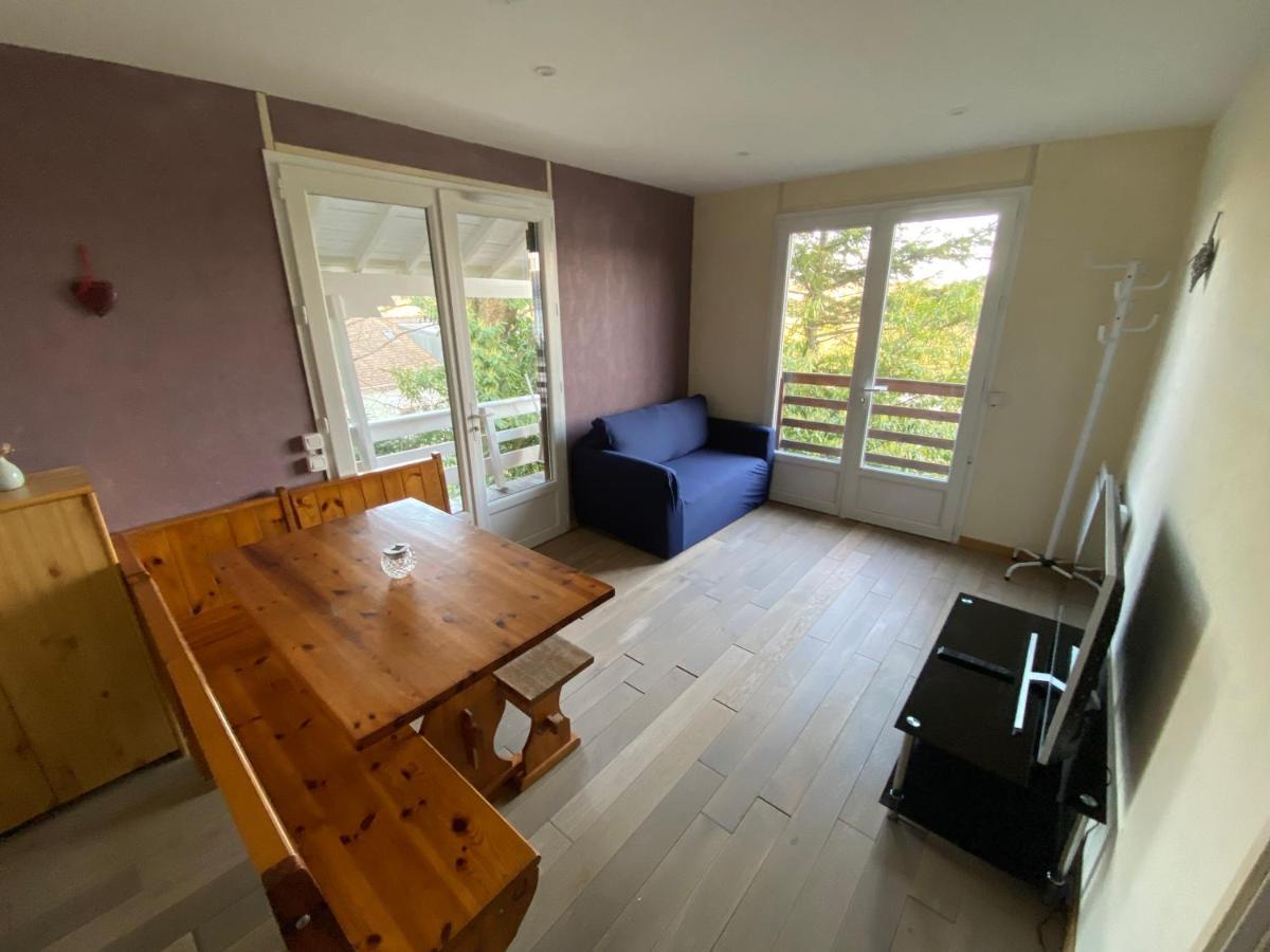 Chalet En Bord De Seine Villa Le Coudray-Montceaux Kültér fotó